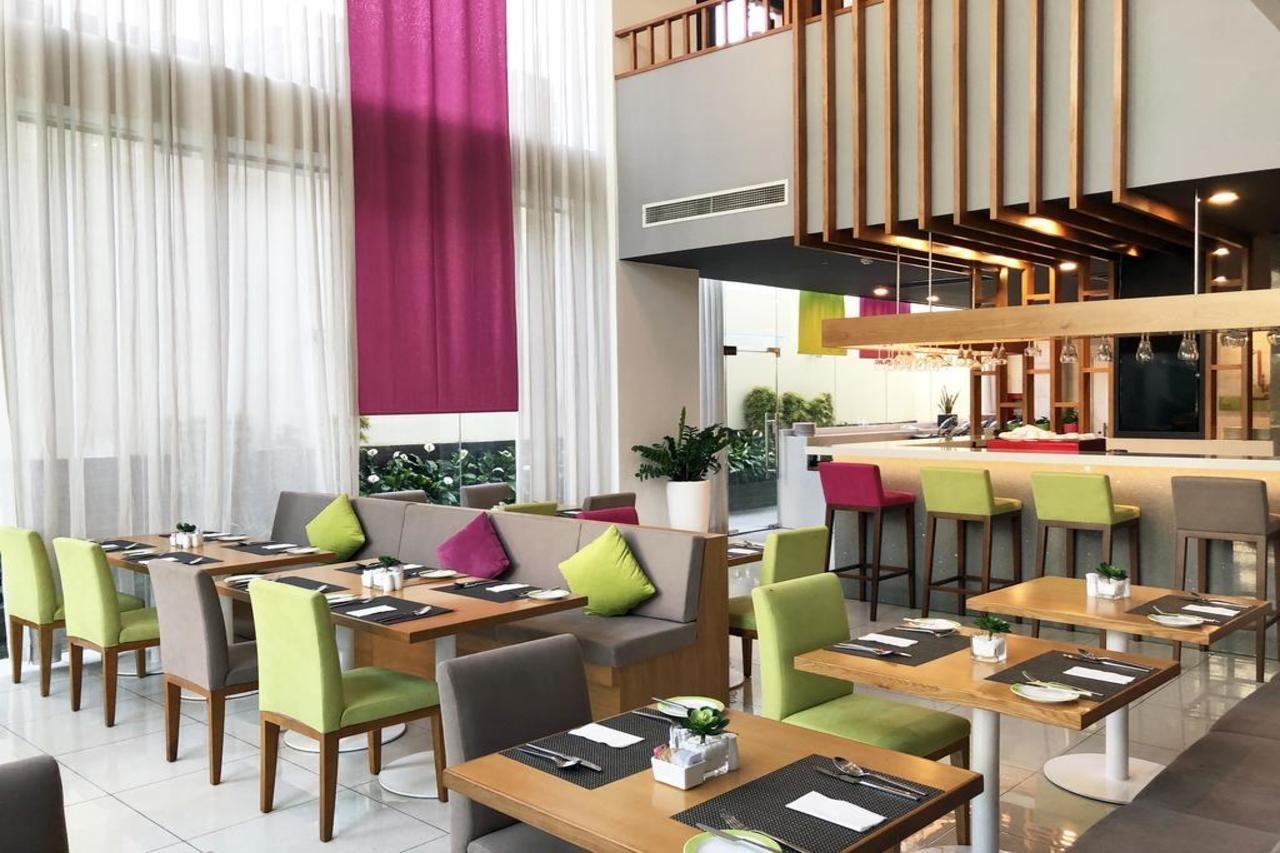 Emm Hotel Saigon Ho Chi Minh City Exterior photo