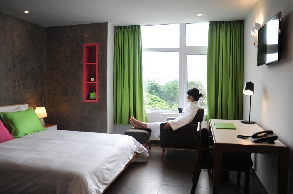 Emm Hotel Saigon Ho Chi Minh City Exterior photo